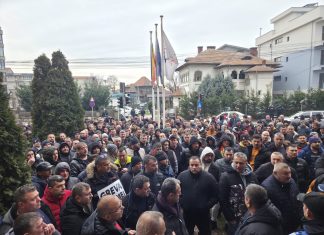 Angajații CEO riscă să rămână fără tichete de masă. Sindicaliștii așteaptă un nou memorandum de la Guvern