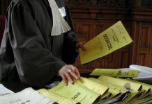 Trimiși în judecată pentru evaziune fiscală și spălare a banilor, prin afaceri cu cosmetice. Prejudiciu de peste 16,8 milioane de lei