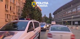Percheziții la Târgu Jiu. Polițiștii au găsit zeci de catalizatoare și haine de firmă, suspectate că sunt contrafăcute