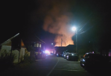 VIDEO/ Casă cuprinsă de flăcări, la Rucu