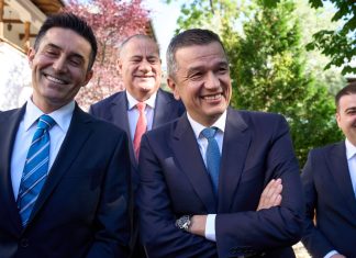 Lider USR, atac dur la PSD: ”Le sticlesc ochii, să se ducă grămadă peste această sumă de bani, să o facă praf”
